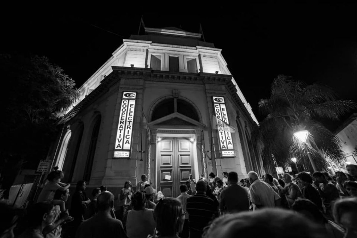 Hoy volver&aacute;n a la plaza, frente a la Cooperativa.