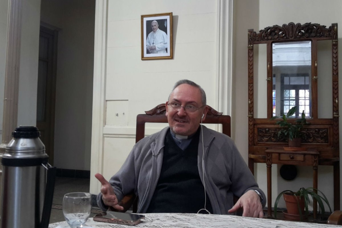 Monse&ntilde;or H&eacute;ctor Zord&aacute;n, obispo de Gualeguaych&uacute;.
