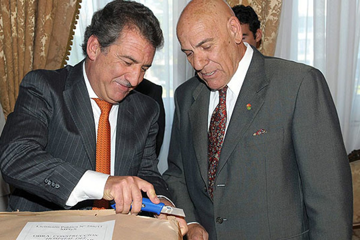 Gastaldi, en la gesti&oacute;n Urribarri, escritur&oacute; lotes