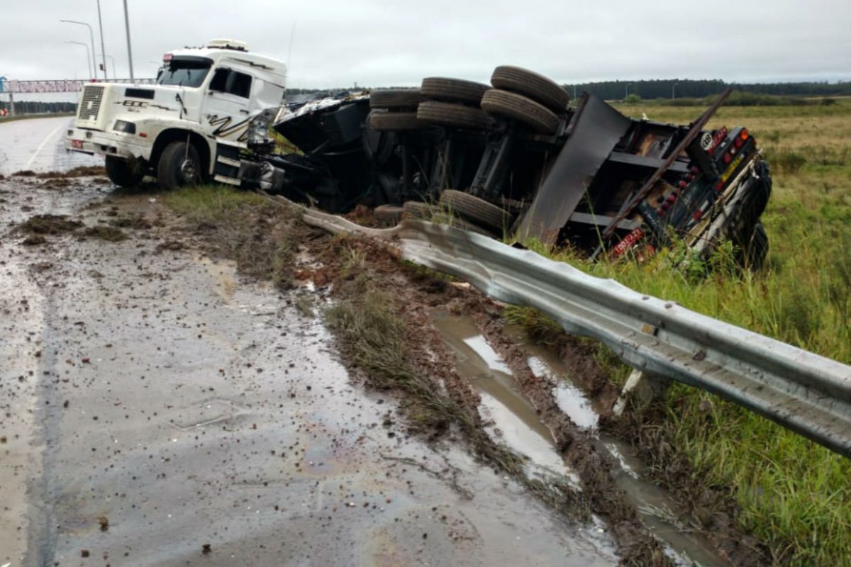 As&iacute; qued&oacute; el cami&oacute;n Volvo.
