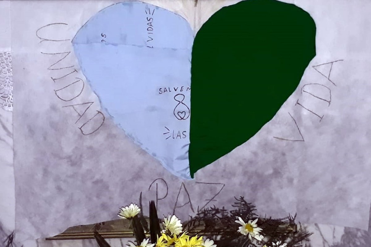 Coraz&oacute;n en Parroquia Santos Justo y Pastor
