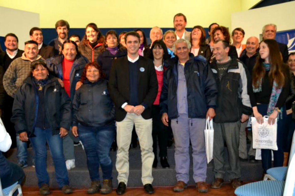 Lanzamiento del secundario para municipales