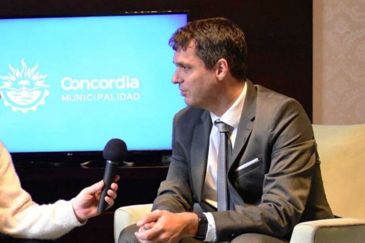 Enrique Cresto, intendente de Concordia.