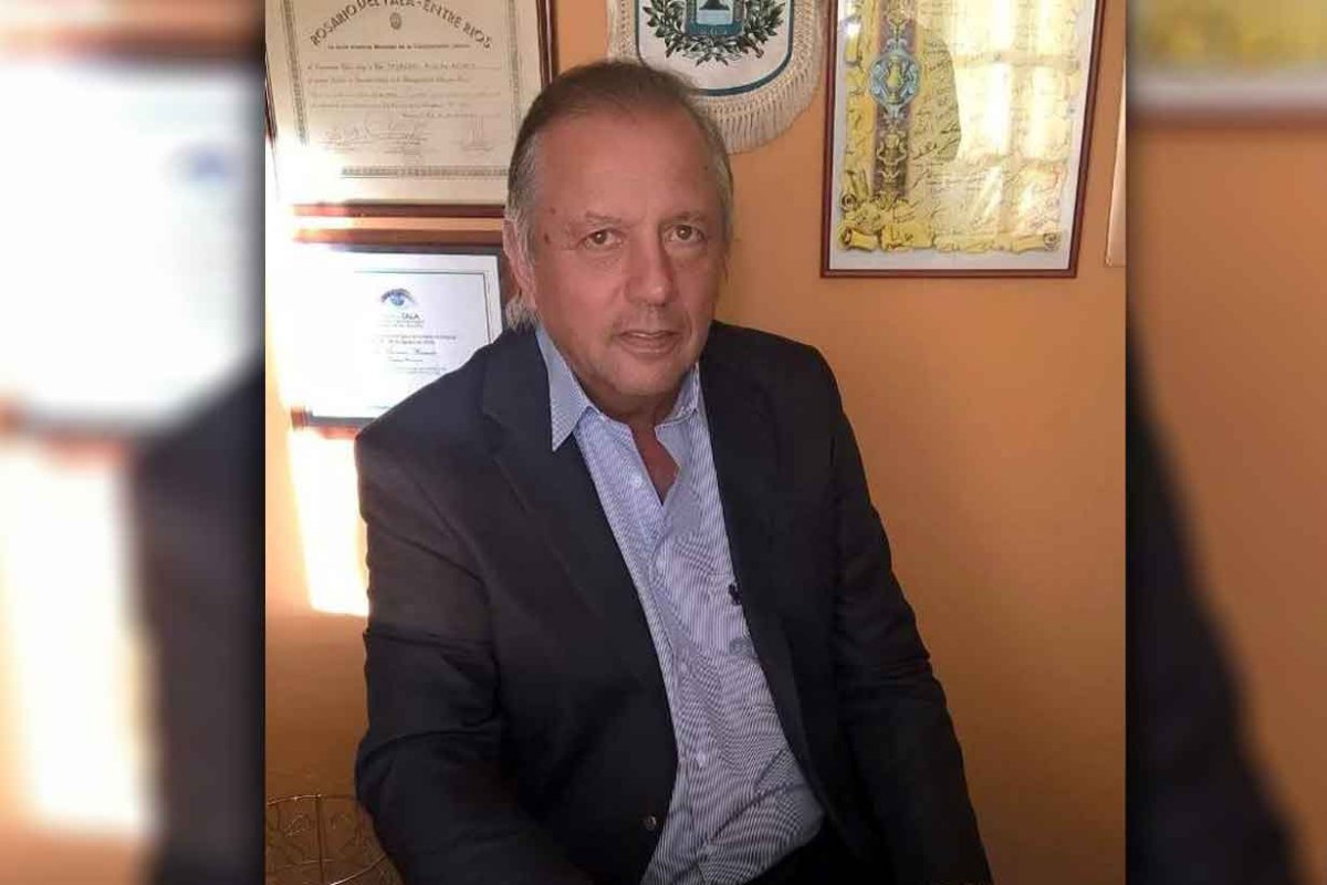 Troncoso, denunciado por un ex contratado