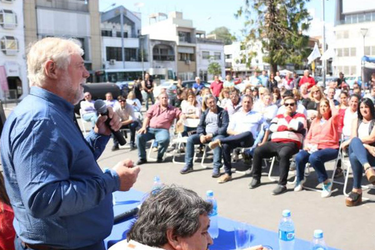 Allende, haciendo de gremialista