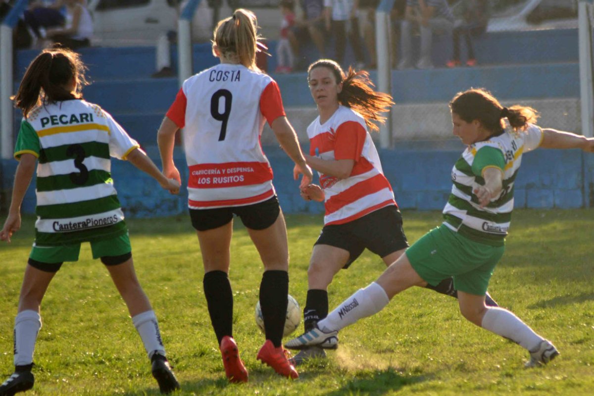 Costa del Uruguay y Pecar&iacute; (Foto: Rub&eacute;n Com&aacute;n/EER)
