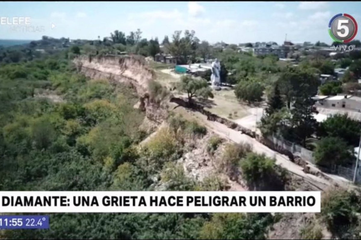 Una de las fotos mostradas por canal 5.