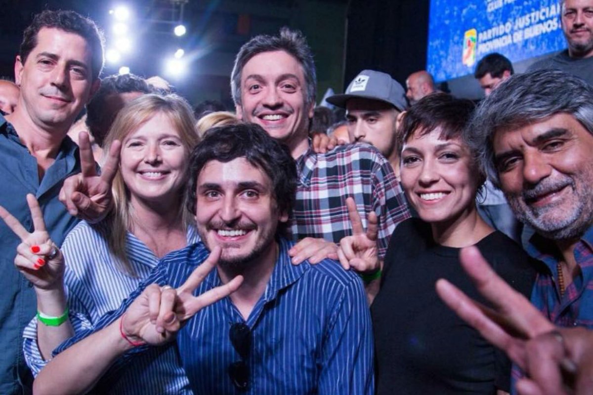 Huss en el acto del 17 de octubre en Merlo.