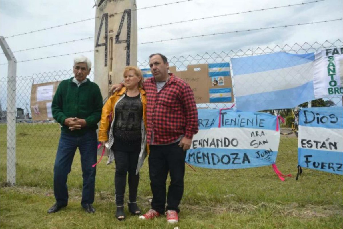 La familia de Fernando Mendoza, aliviada.