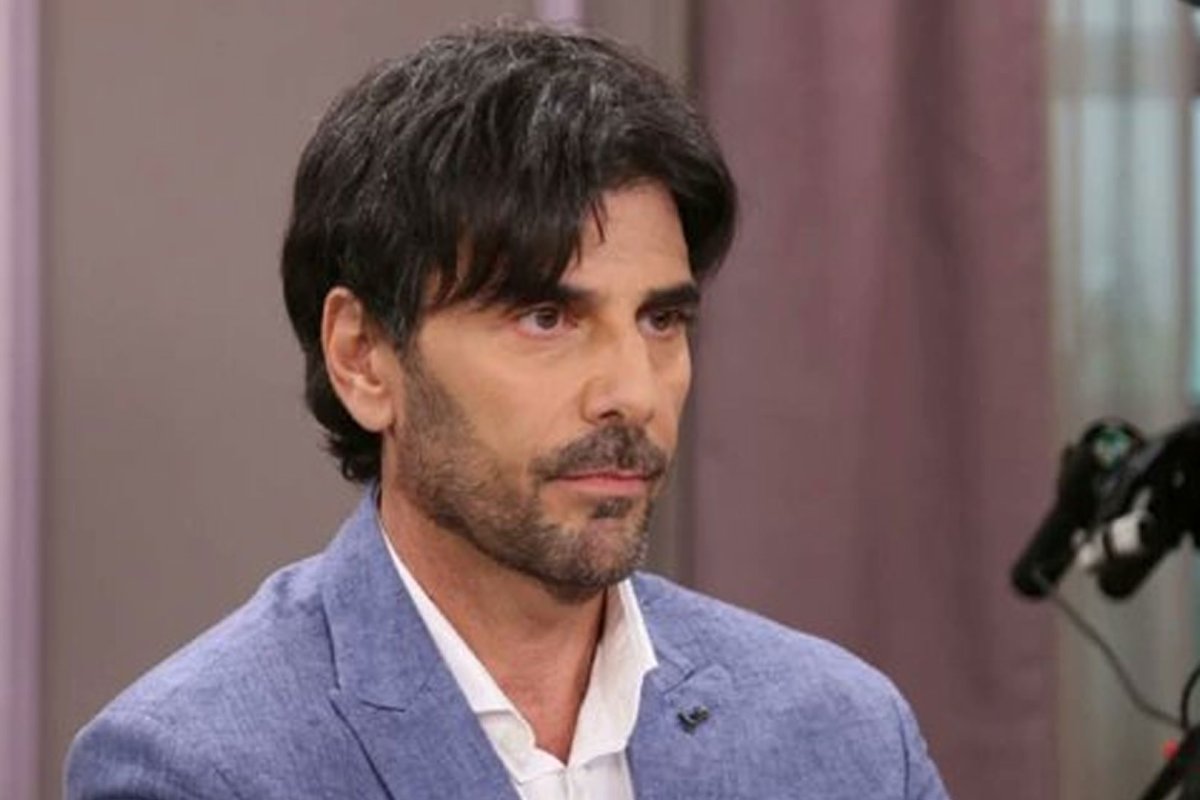 Juan Darth&eacute;s