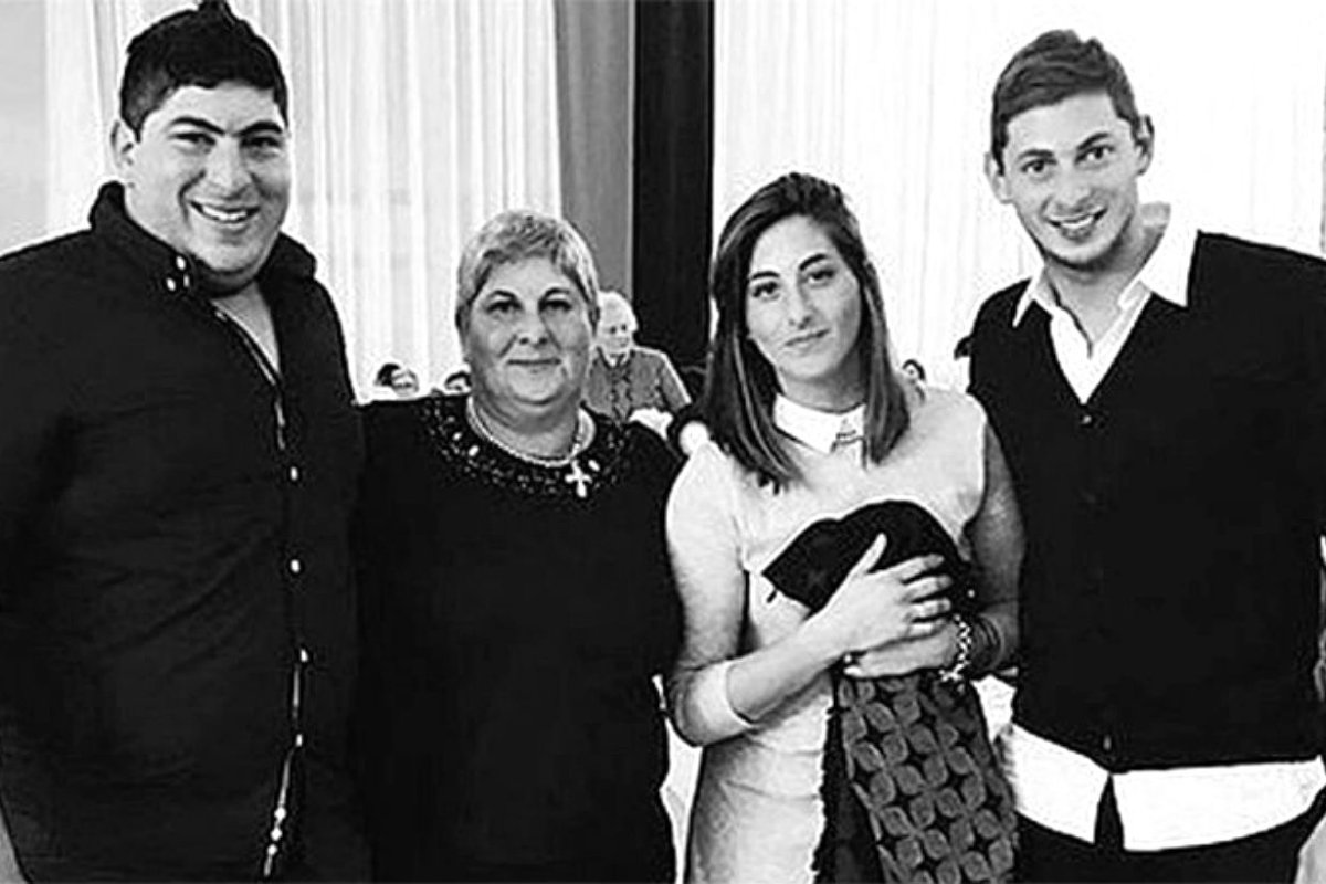 Familiares de Emiliano Sala