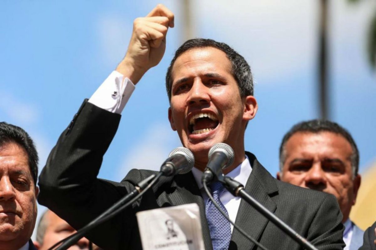 Guaid&oacute;, autoproclamo presidente.