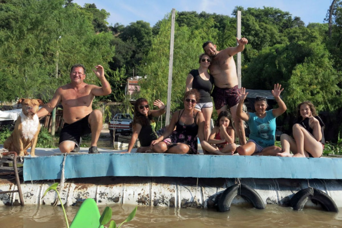 Gustavo Bastida y su familia. Foto: Gustavo Cabral