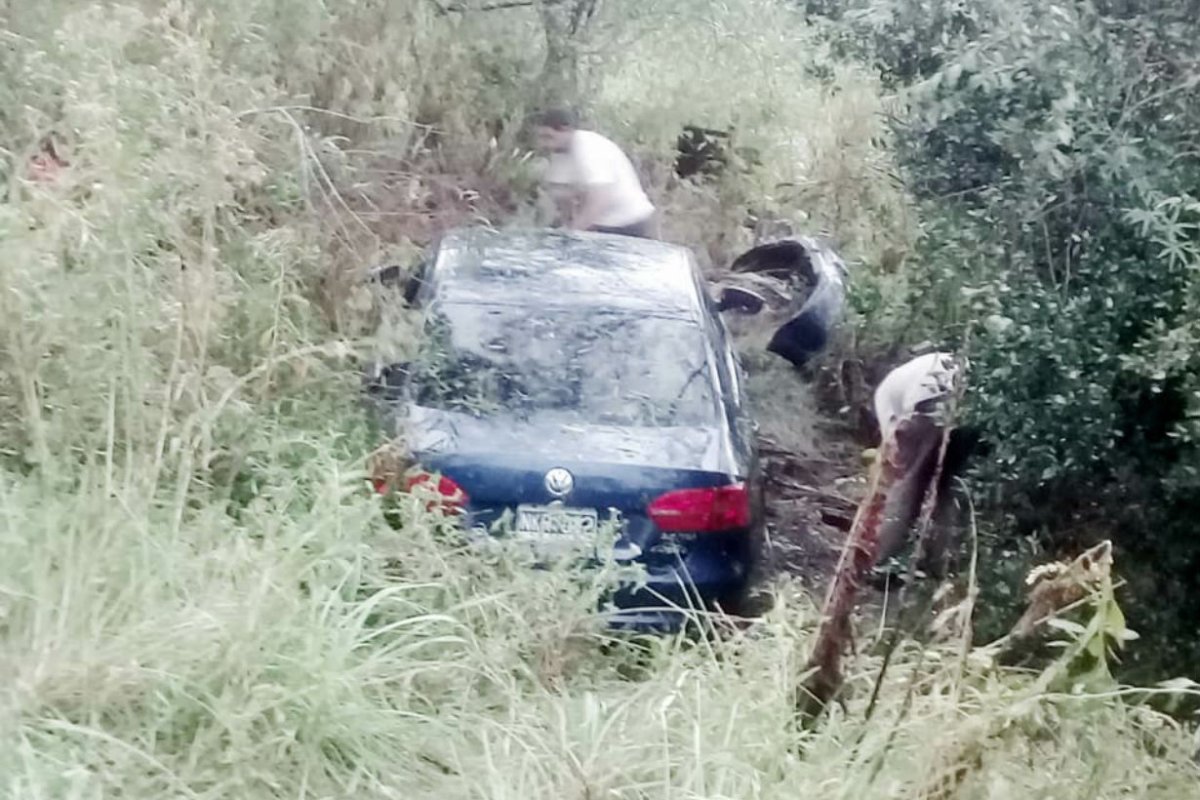 En la tarde, un Vento despist&oacute; en RP 2.