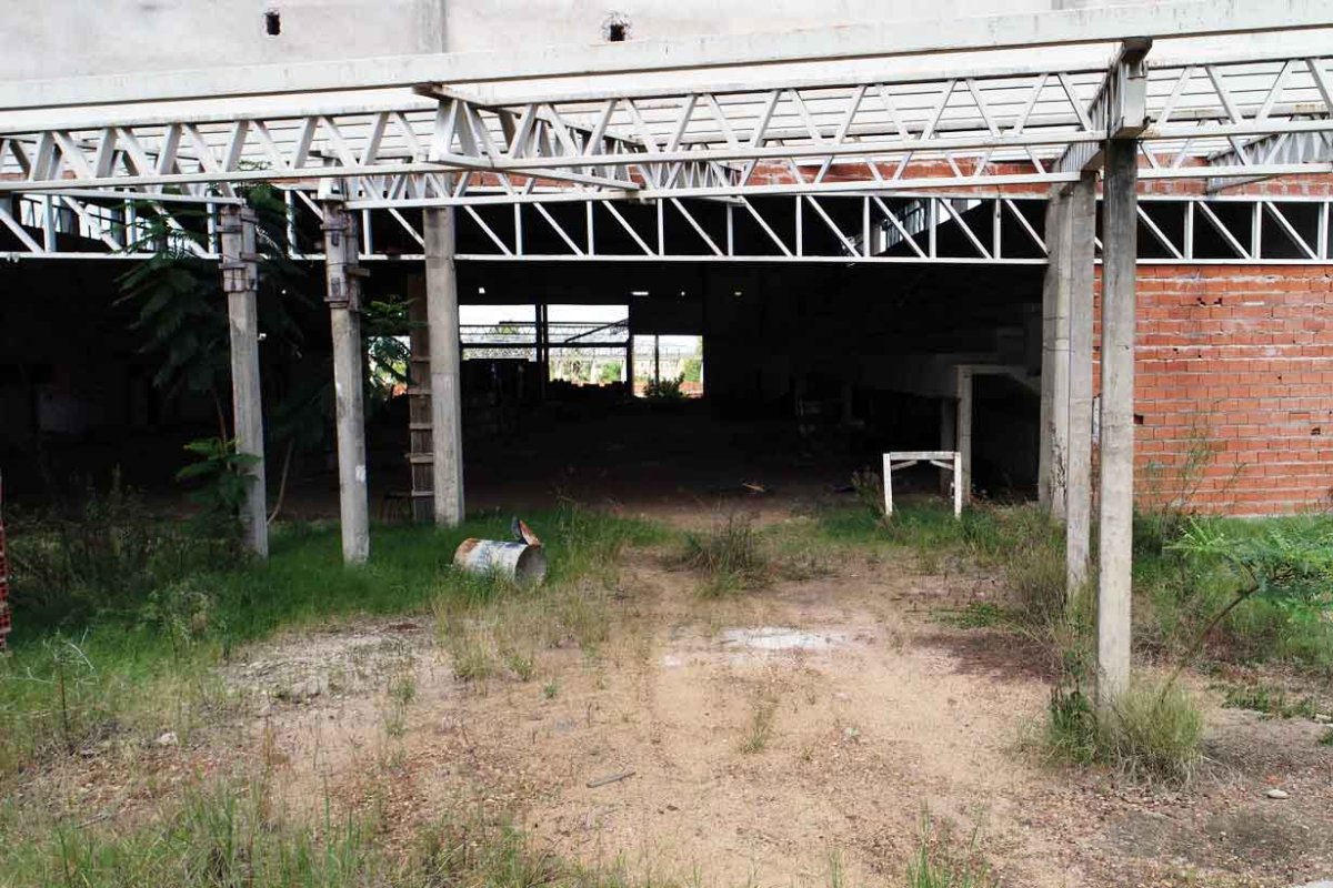 El gimnasio del CEF, inconcluso