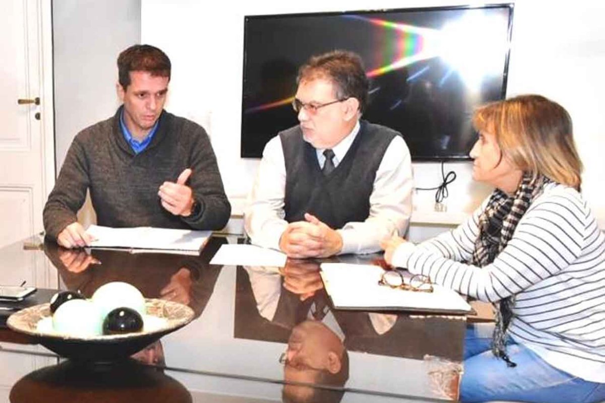 Petit, con Francolini y Cresto