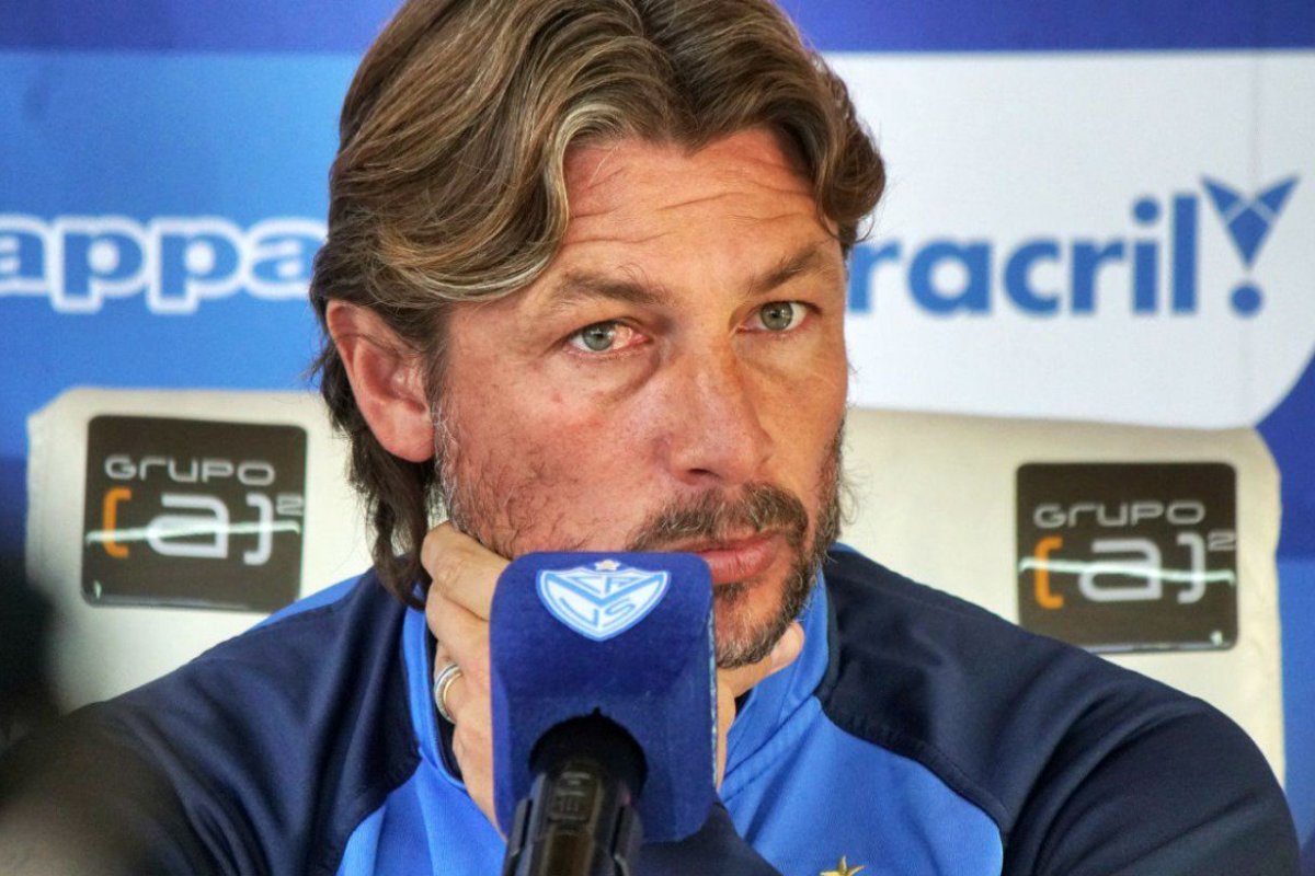 El crespense Heinze, DT de V&eacute;lez.