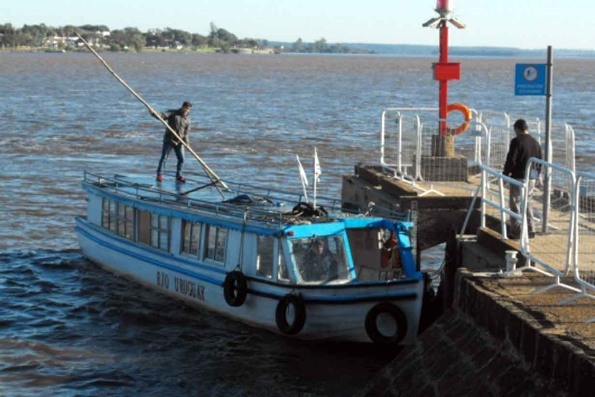 Por ahora s&oacute;lo hay lancha para cruzar el r&iacute;o