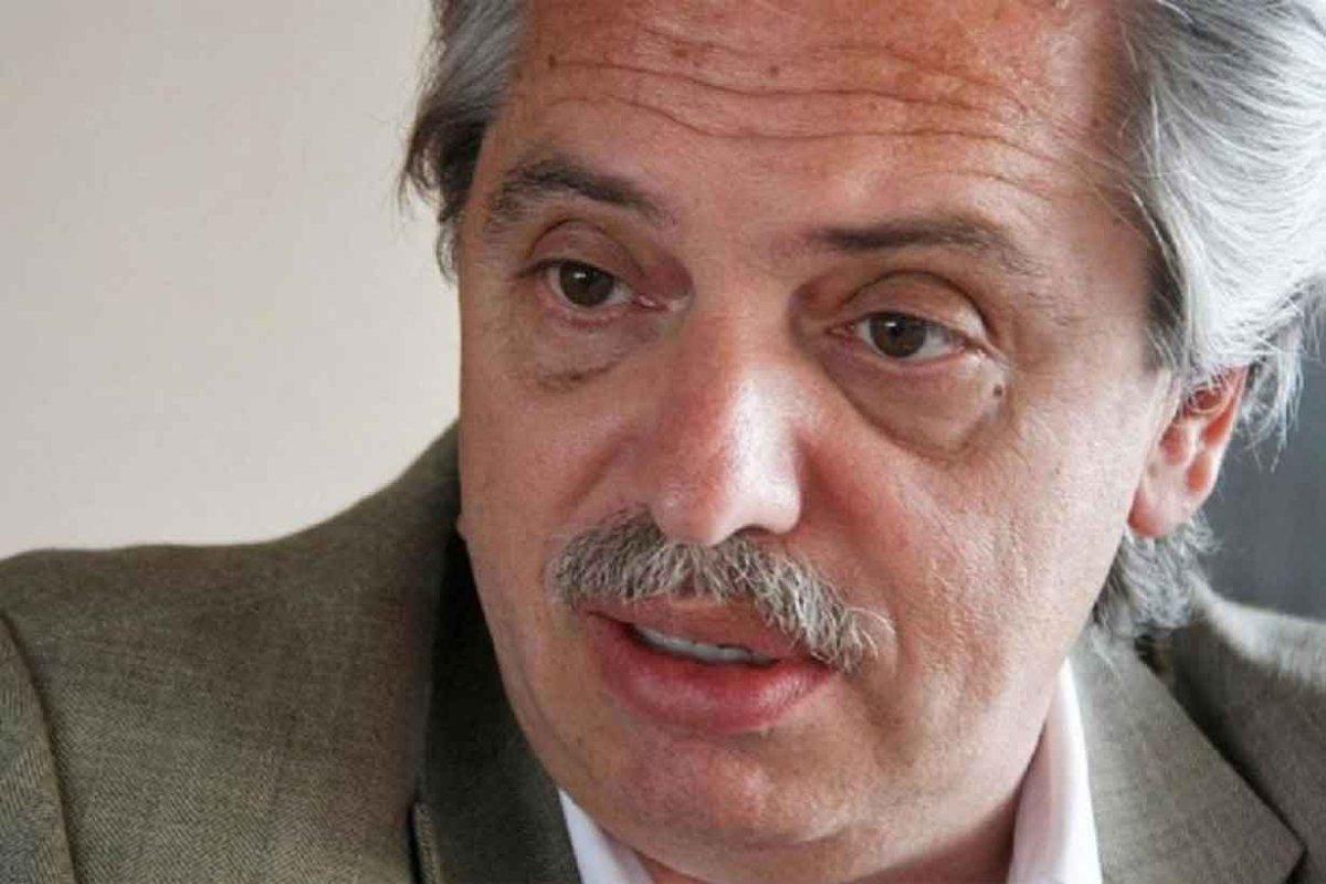 Alberto Fern&aacute;ndez, el m&aacute;s votado en Uruguay.