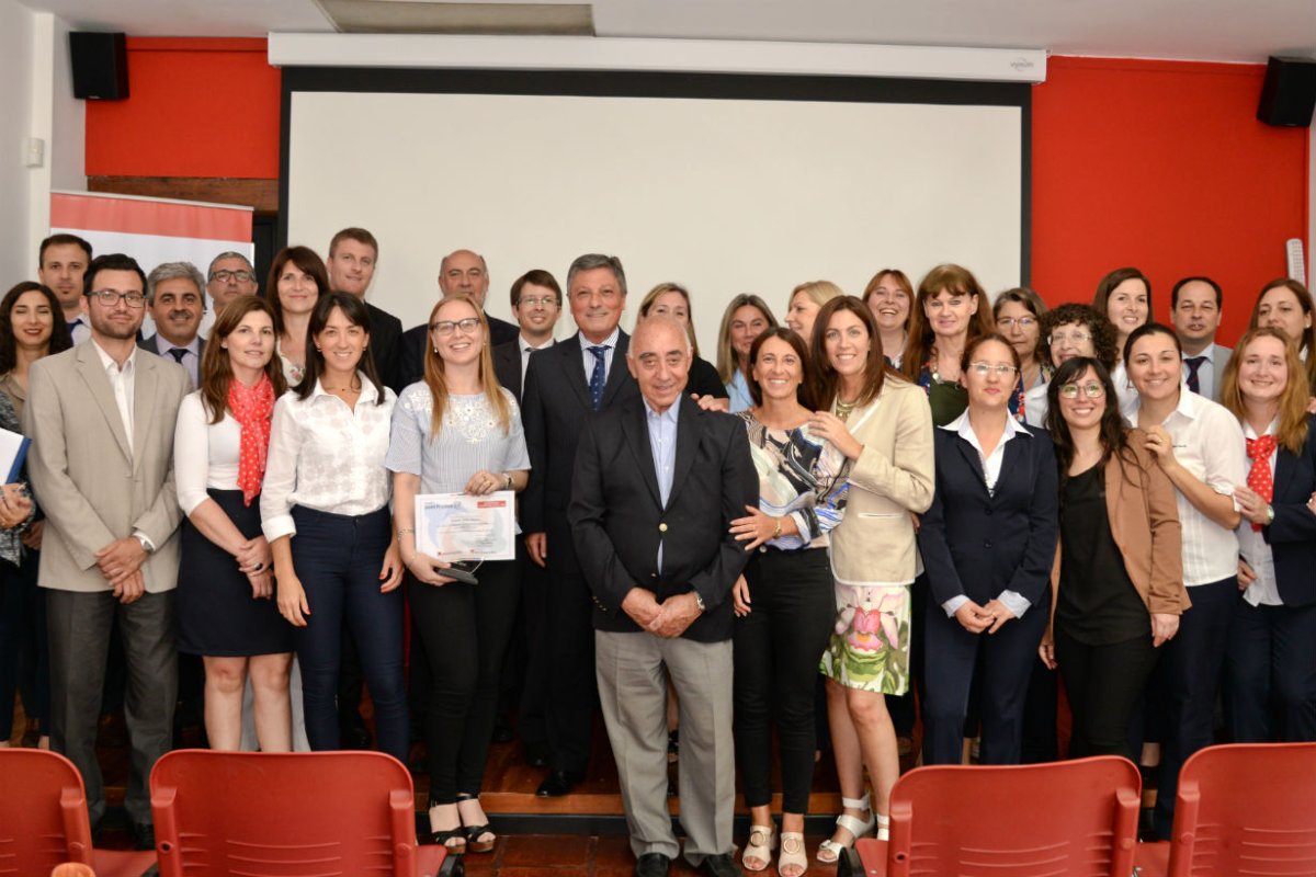 Distinci&oacute;n al compromiso social de Fundaci&oacute;n BER.