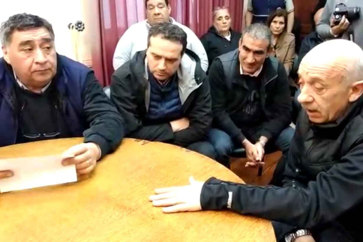 Una semana despu&eacute;s de esta reuni&oacute;n, hay aumento