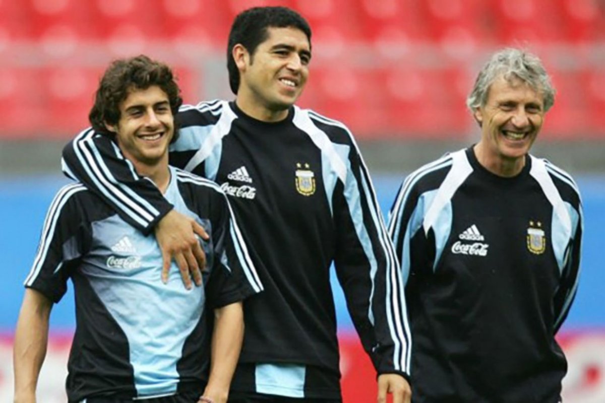 Aimar, Riquelme y P&eacute;kerman, sociedad de lujo.