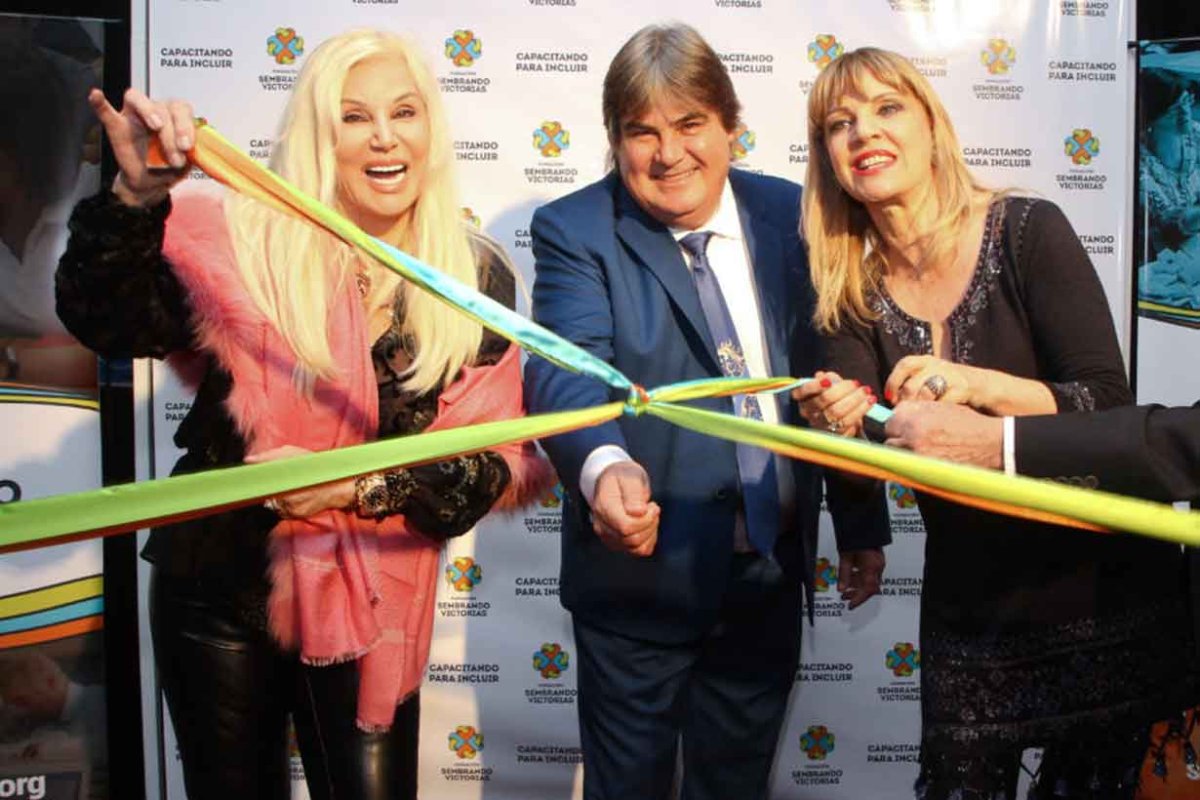 Mautone con Susana Gim&eacute;nez y Tete Coustarot