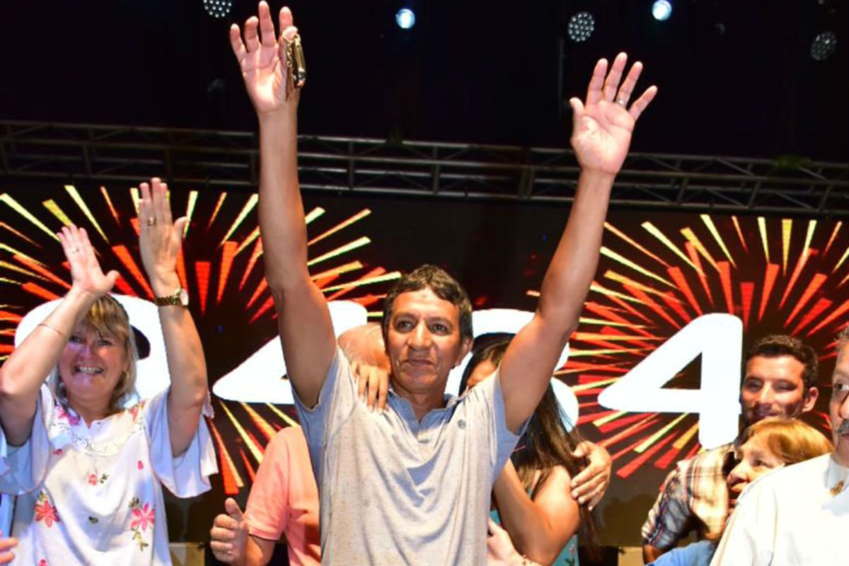 Jorge gan&oacute; el auto con el n&uacute;mero 9484.