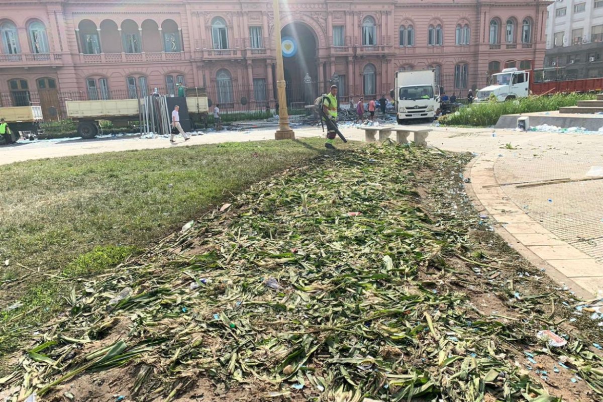 Una de las fotos que comparti&oacute; el senador.