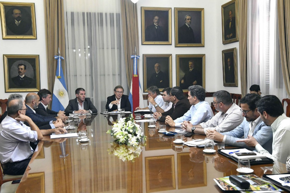 Anterior reuni&oacute;n de Ballay con la Mesa de Enlace.