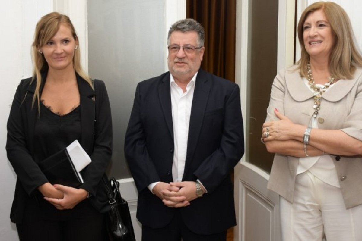 Maslein, Zacar&iacute;as y Romero.