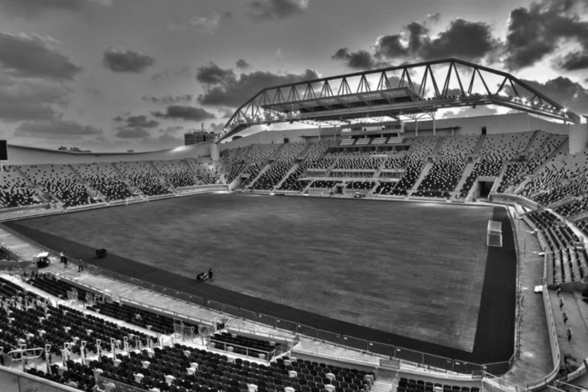 El partido fue en el estadio Bloomfield