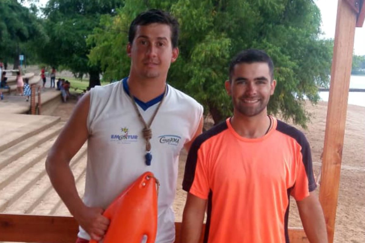 Lucas Caraballo y Gustavo Bourlot, rescatistas.