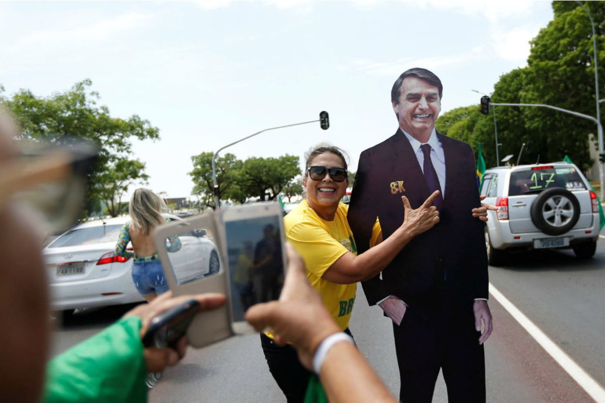 REUTERS.