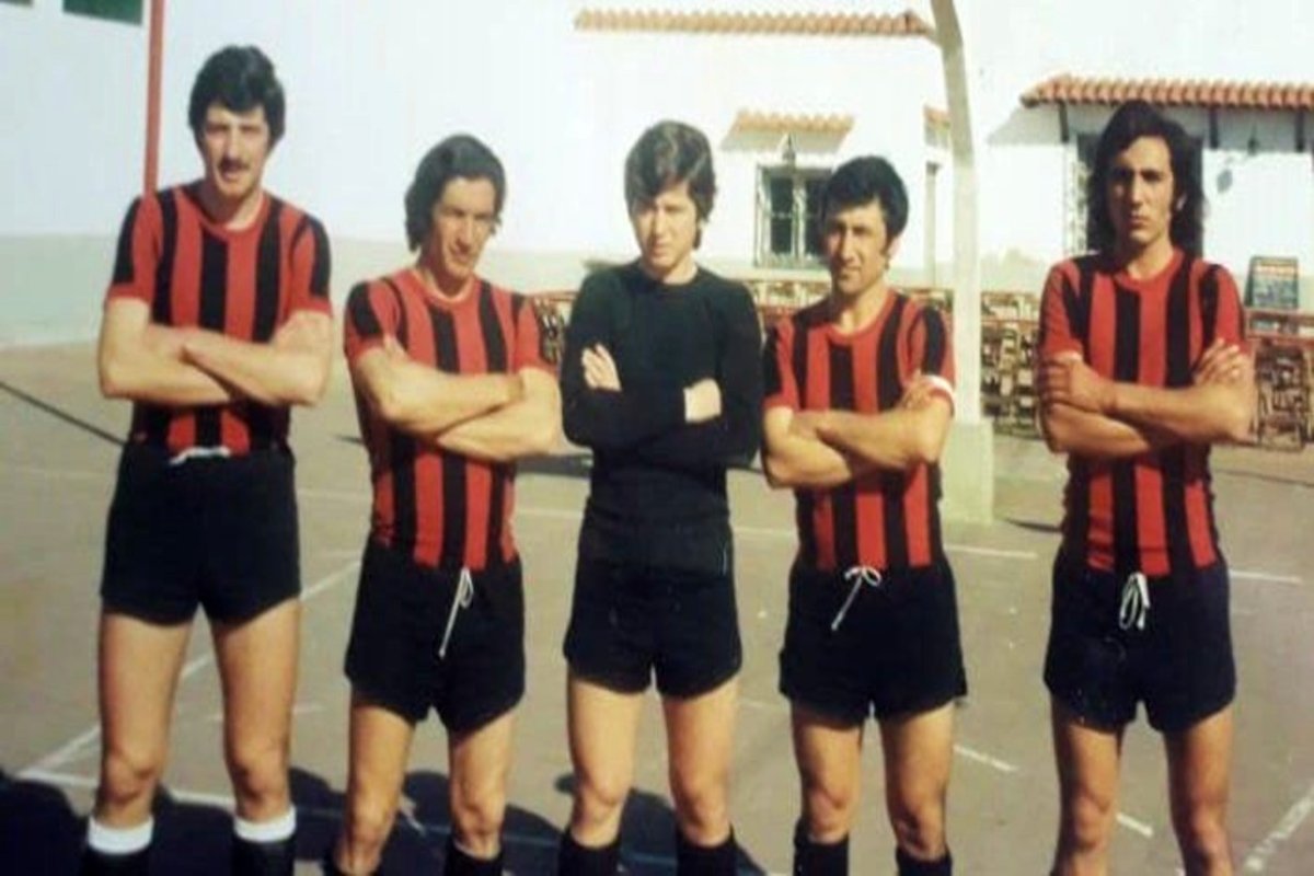 Broggi (2do de izq. a der.) con sus compa&ntilde;eros
