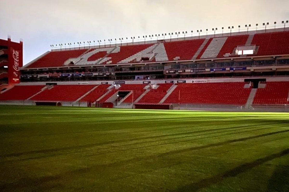 Seguir&aacute;n sin actividad los estadios argentinos.