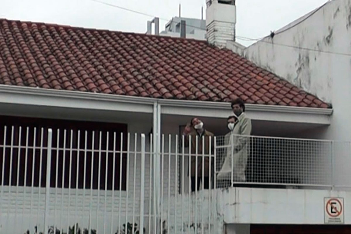 La inspecci&oacute;n en la casa de Teresita Galli