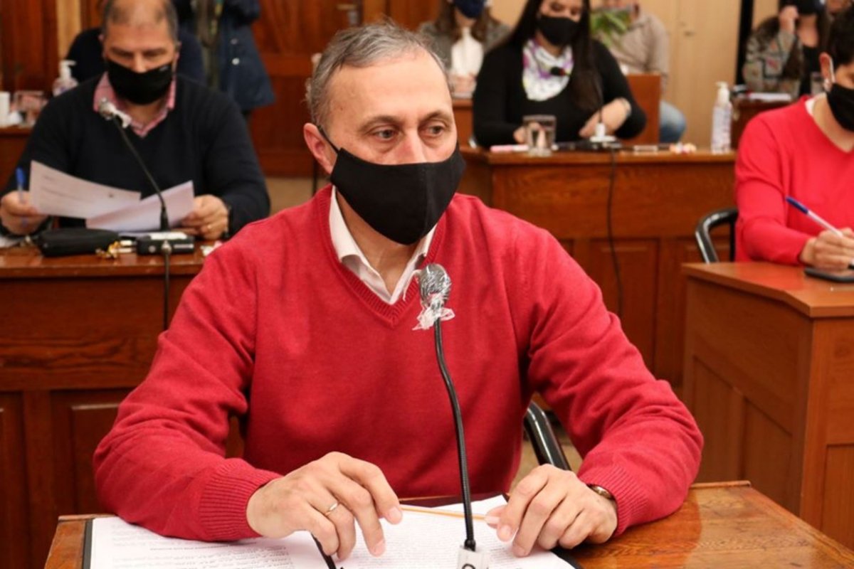 Roberto Gonz&aacute;lez es el autor del proyecto.