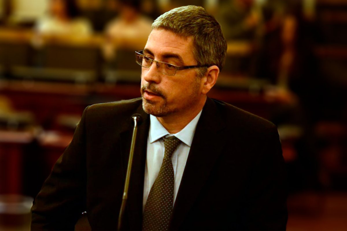 Fiscal Oscar Sobko.