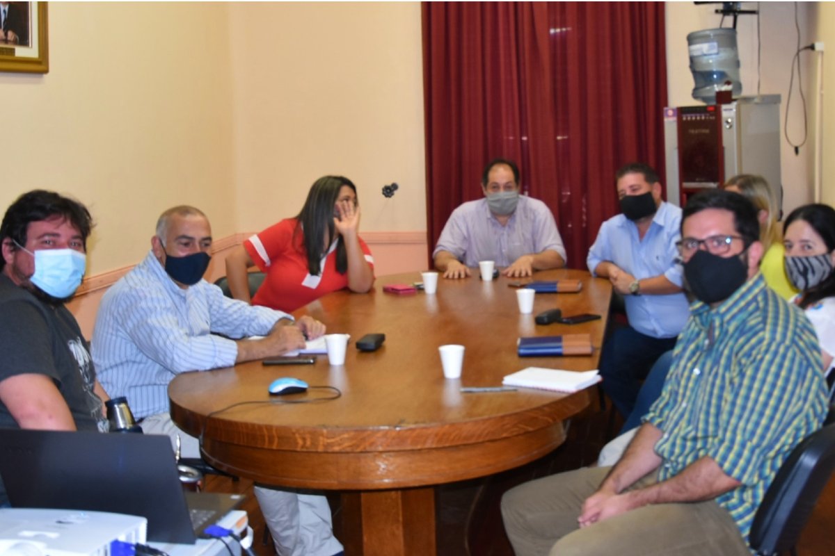 La reuni&oacute;n entre concejales y Rodr&iacute;guez.