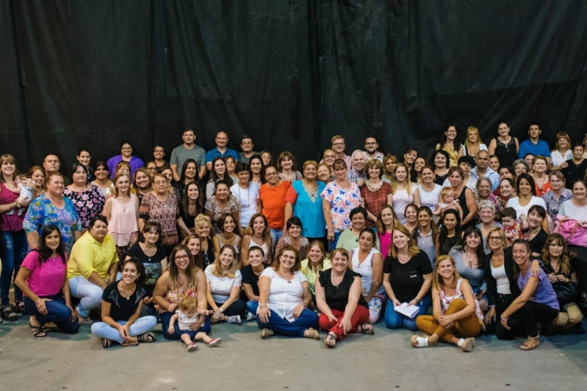 Capacitaci&oacute;n de la red en Paran&aacute;.