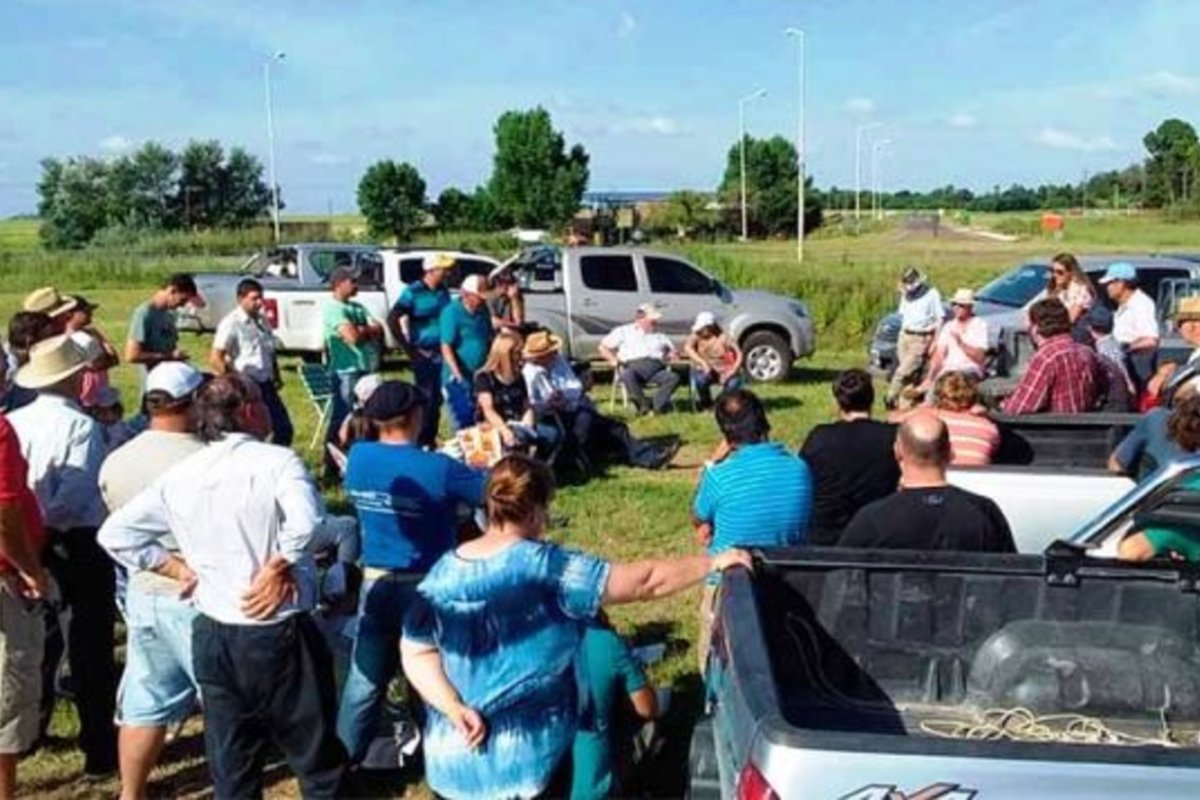 Ruralistas se re&uacute;nen esta tarde, en Crespo.