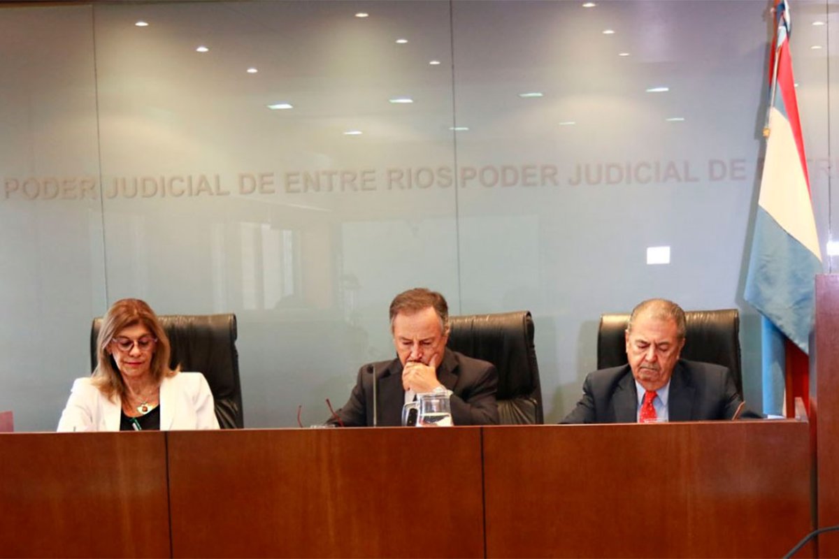 Mizawak, Giorgio y Carubia