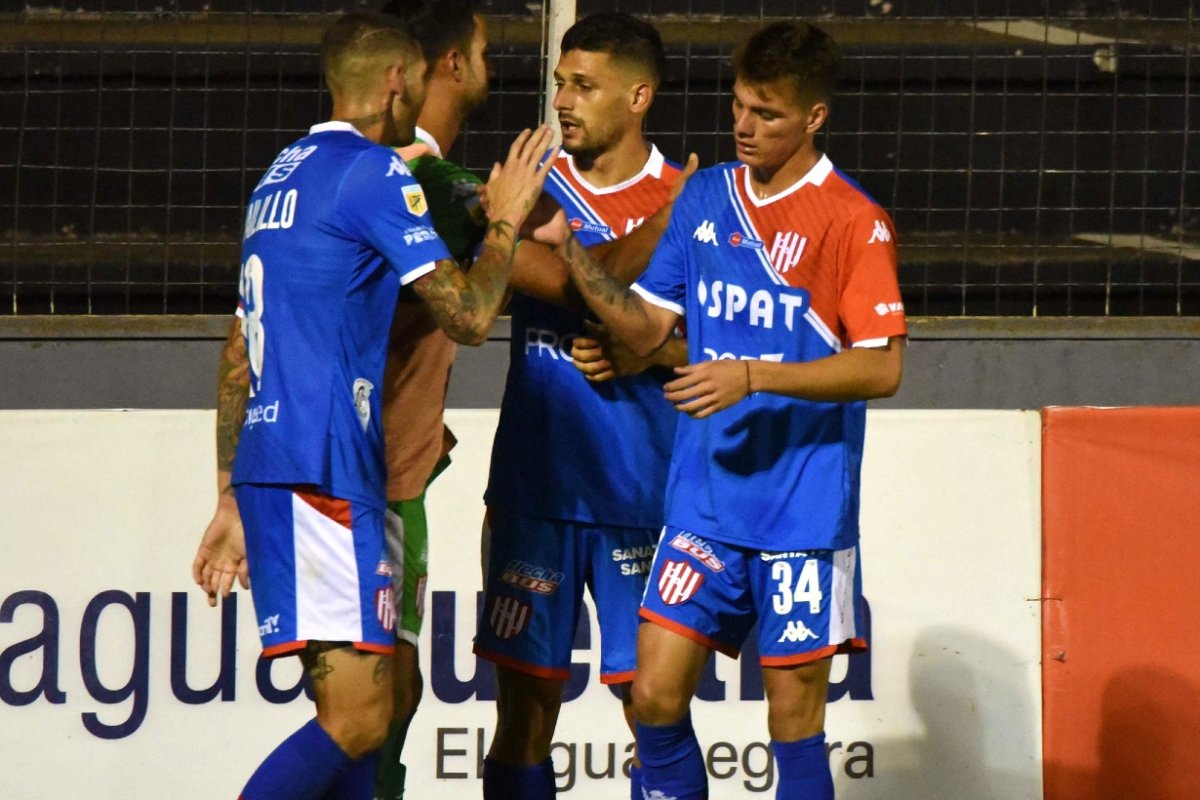 Uni&oacute;n celebr&oacute; en Paran&aacute;.