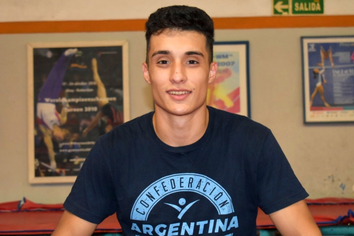 Santiago Mayol en gimnasio Azarian.