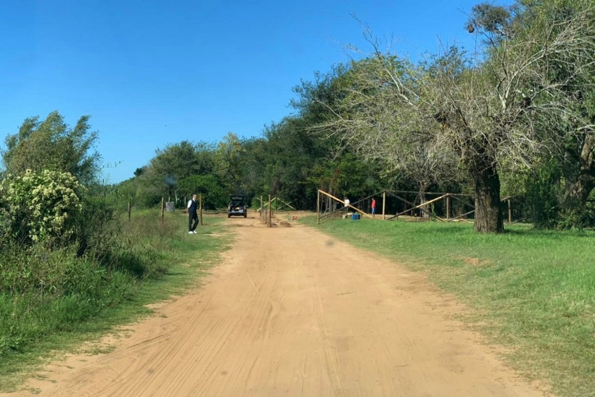 El cerramiento que hacen en zona costera.