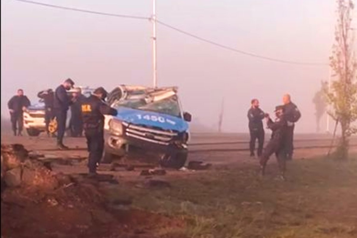 As&iacute; qued&oacute; la camioneta policial (captura de video)