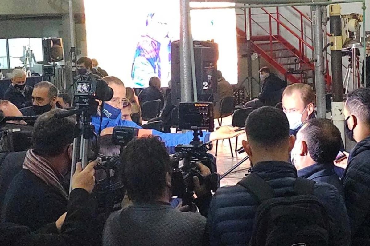 El gobernador, con la prensa en UNER.