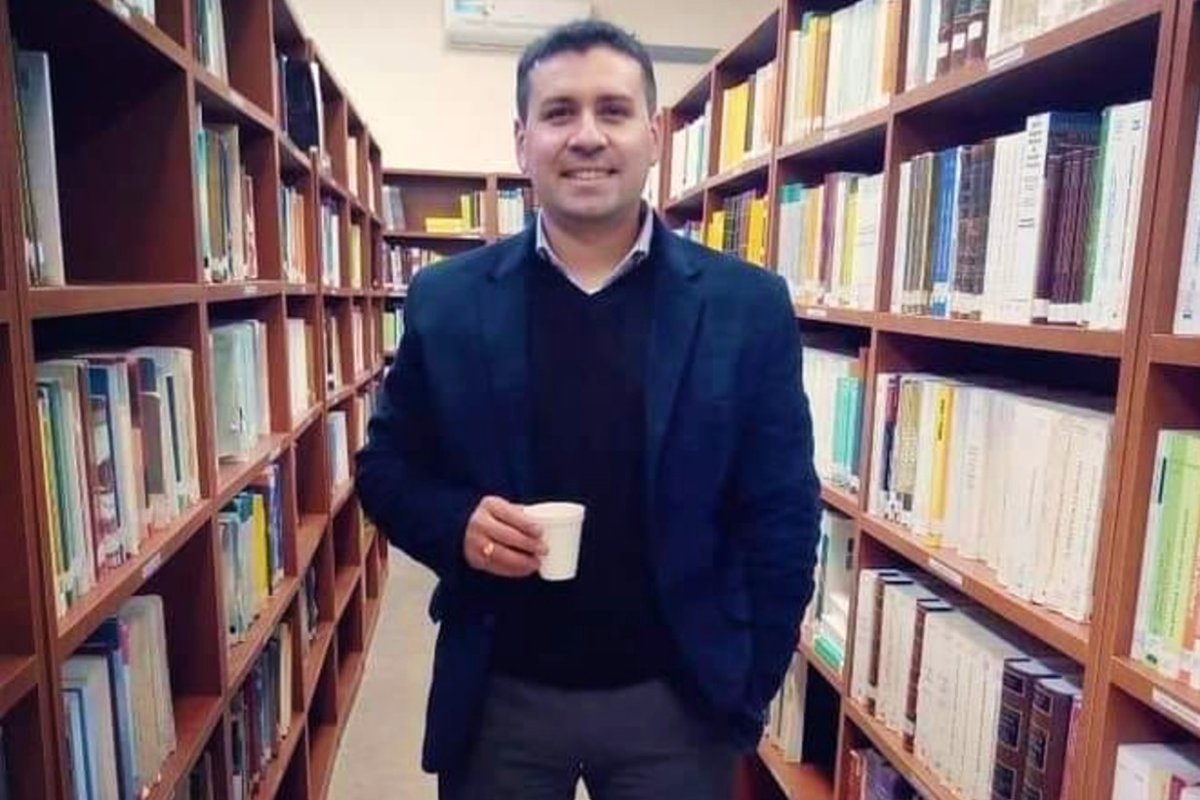 Cabral dirige la carrera de Bibliotecolog&iacute;a.