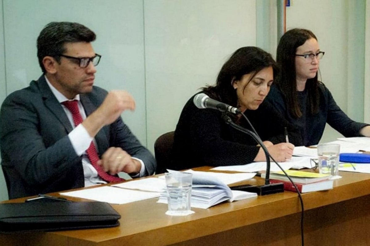 Quieren sacar de la causa a Yedro y Aramberry
